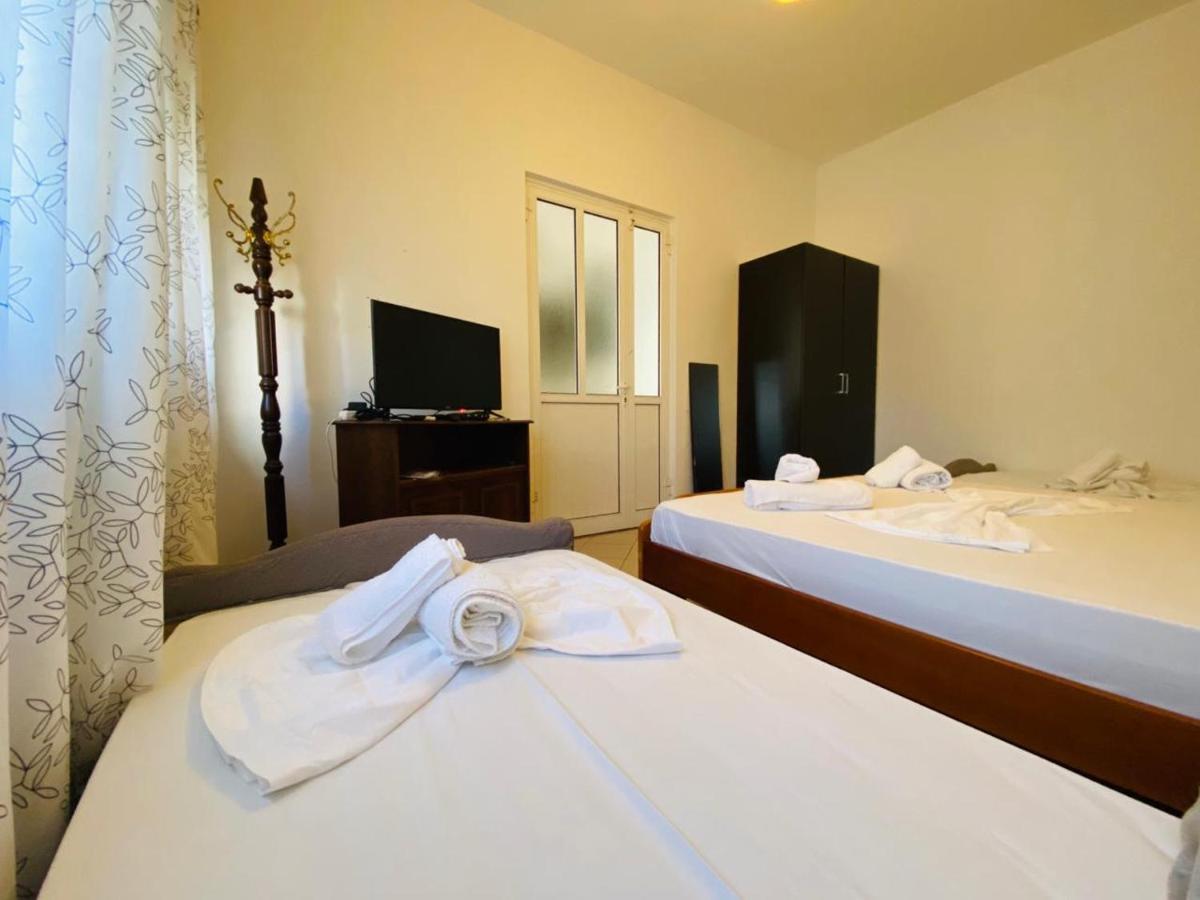 Hercules House Hotell Sarandë Eksteriør bilde
