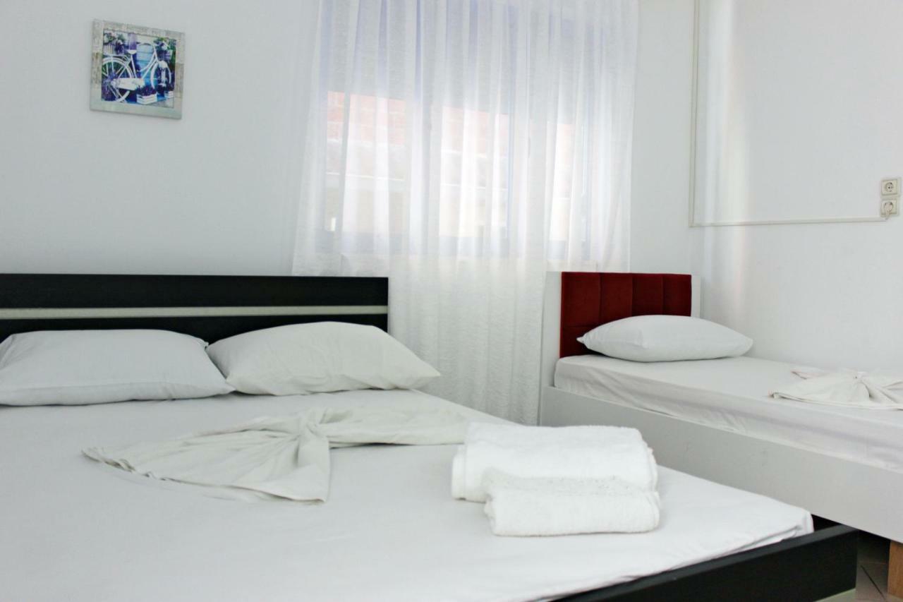 Hercules House Hotell Sarandë Eksteriør bilde